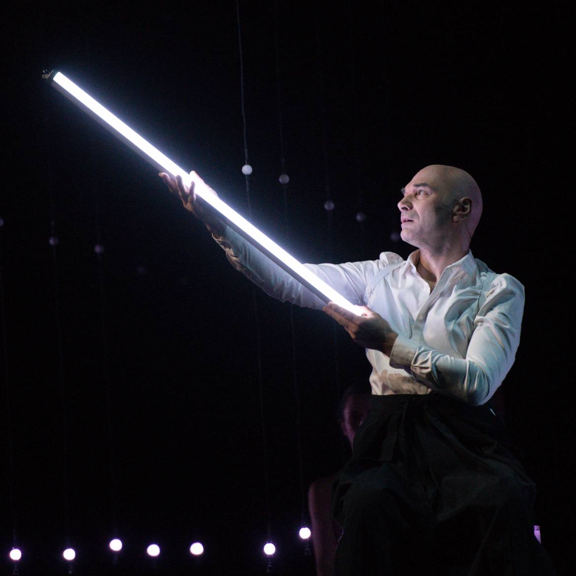 Nikolaï Schukoff dans Parsifal en 2020 à l’Opéra national du Capitole – Mise en scène Aurélien Bory – Photo: Mirco Magliocca
