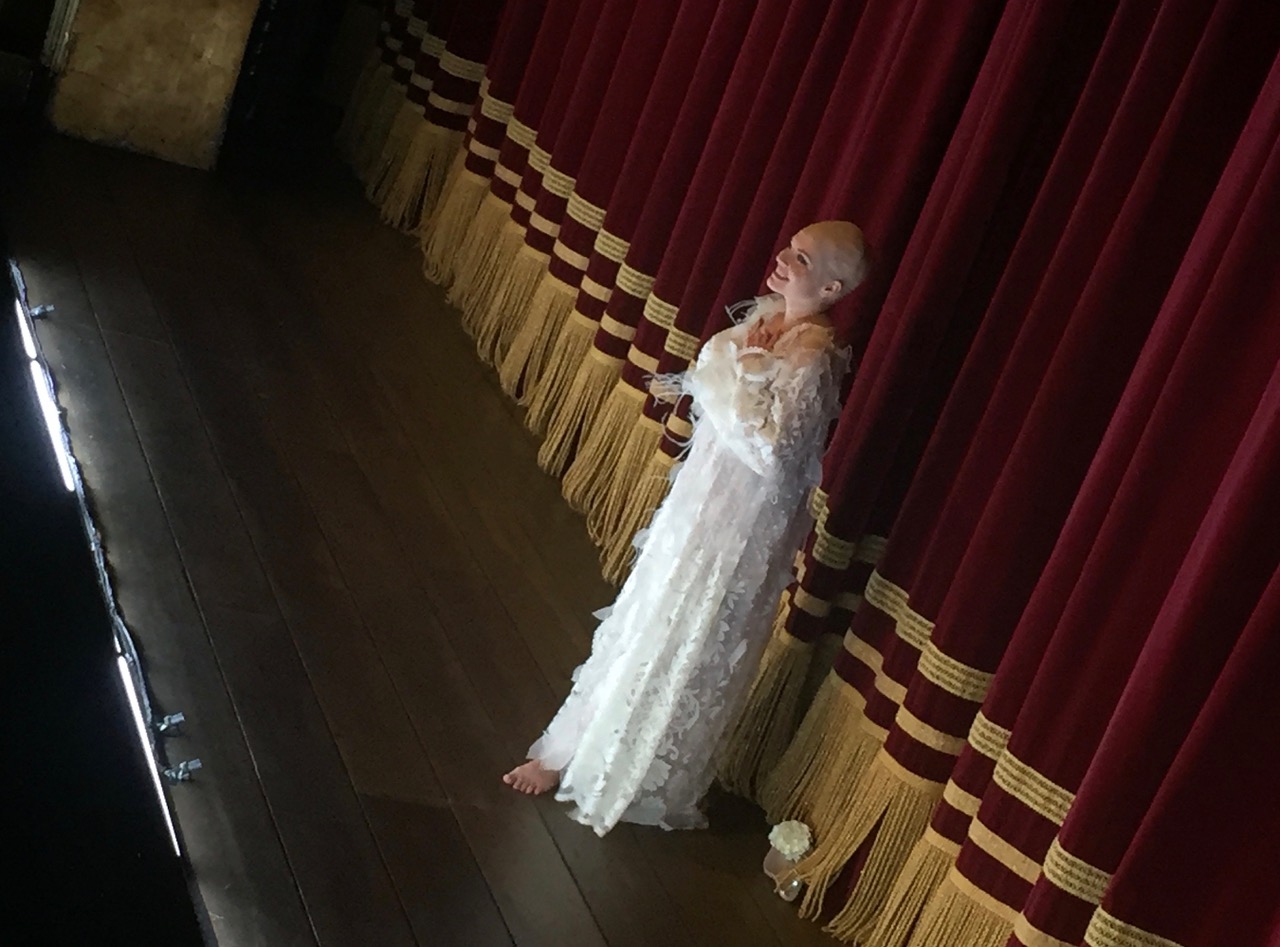 Anita Hartig au salut final dans une mémorable Traviata au Capitole un 28 septembre 2018