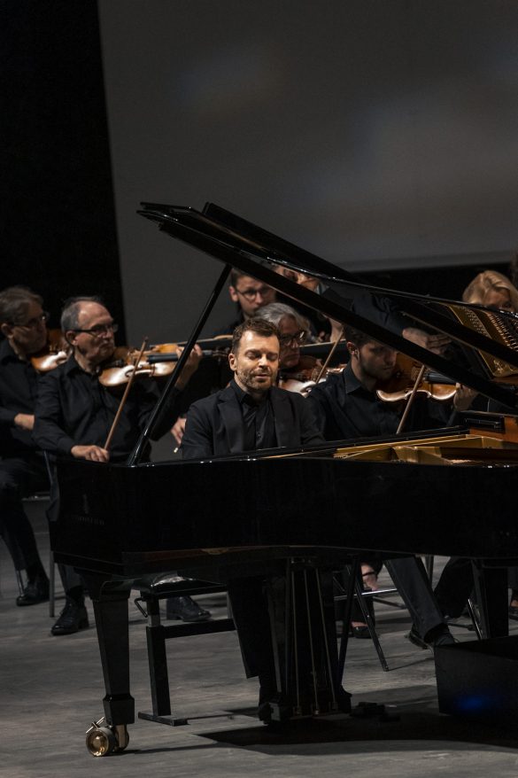 David Kadouch, Tanguy De Williencourt Avec L Orchestre Sinfonia Varsovia Sous La Direction D Aziz Shokhakimov 20 © Valentine Chauvin