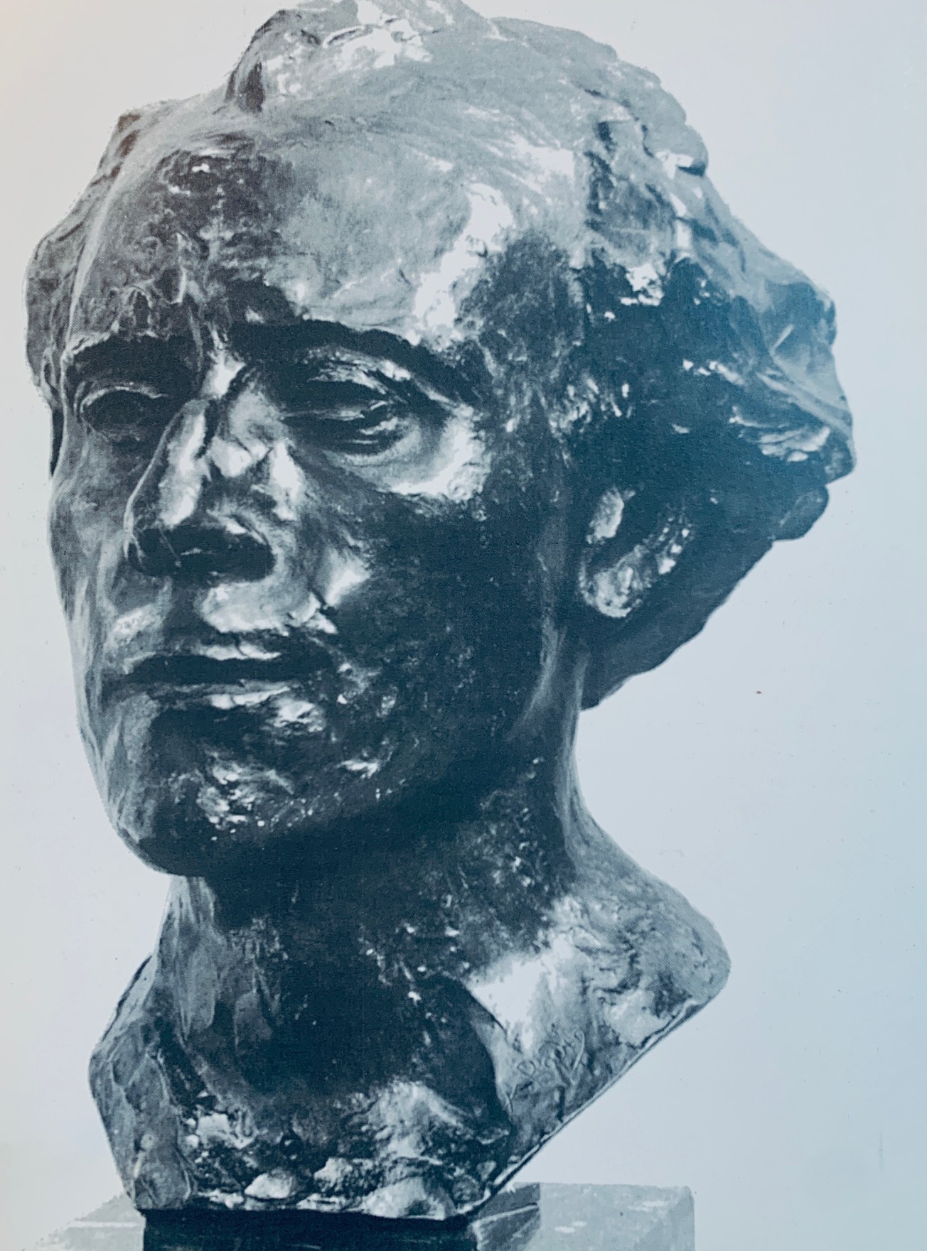 Mahler Chinchon sculpture