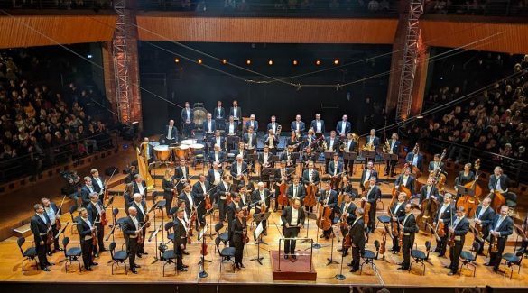 Orchestre Philharmonique De Vienne Tugan Sokhiev