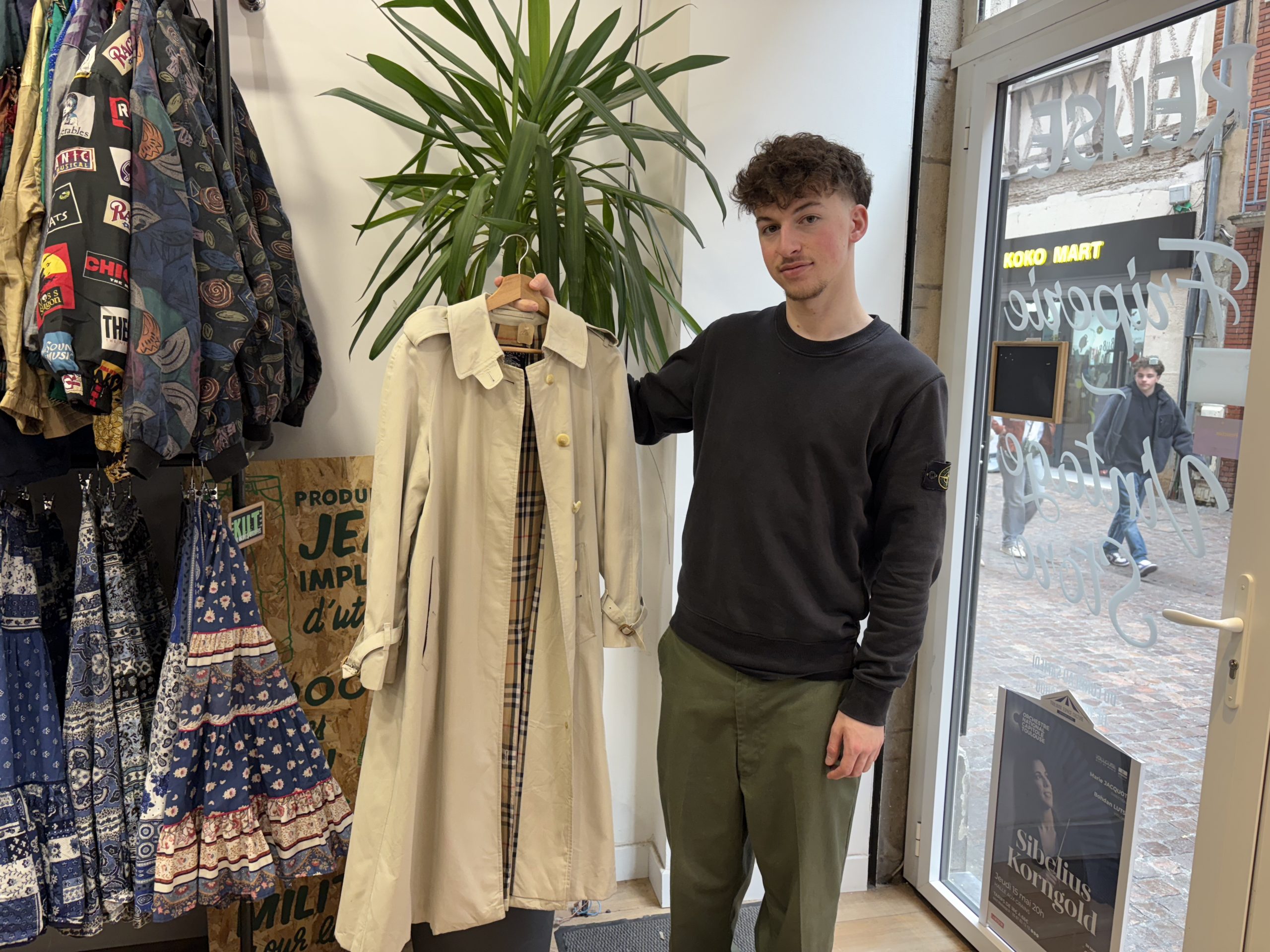 Green Vintage Shop Evan Perez