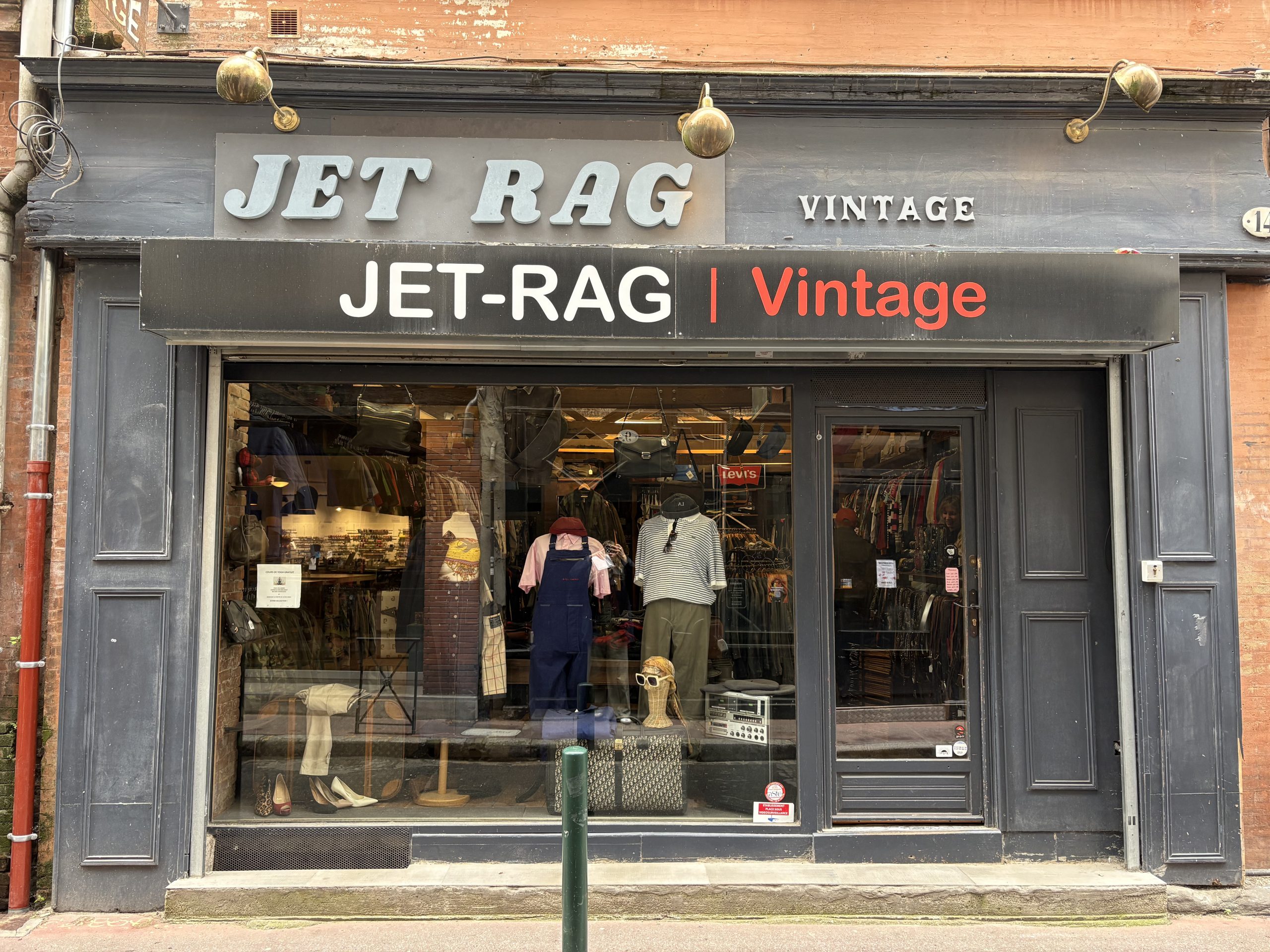 Jet Rag Devanture