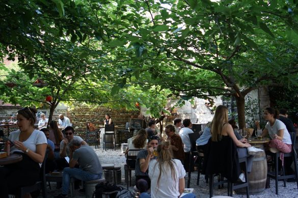 Biergarten Ambiance 1536x1024