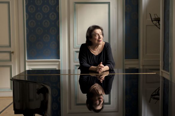 Elisabeth Leonskaja © Marco Broggreve