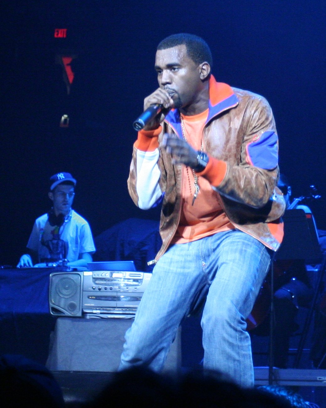 Kanye durant la tournée de son premier album : The College Dropout - Source : wikimedia common