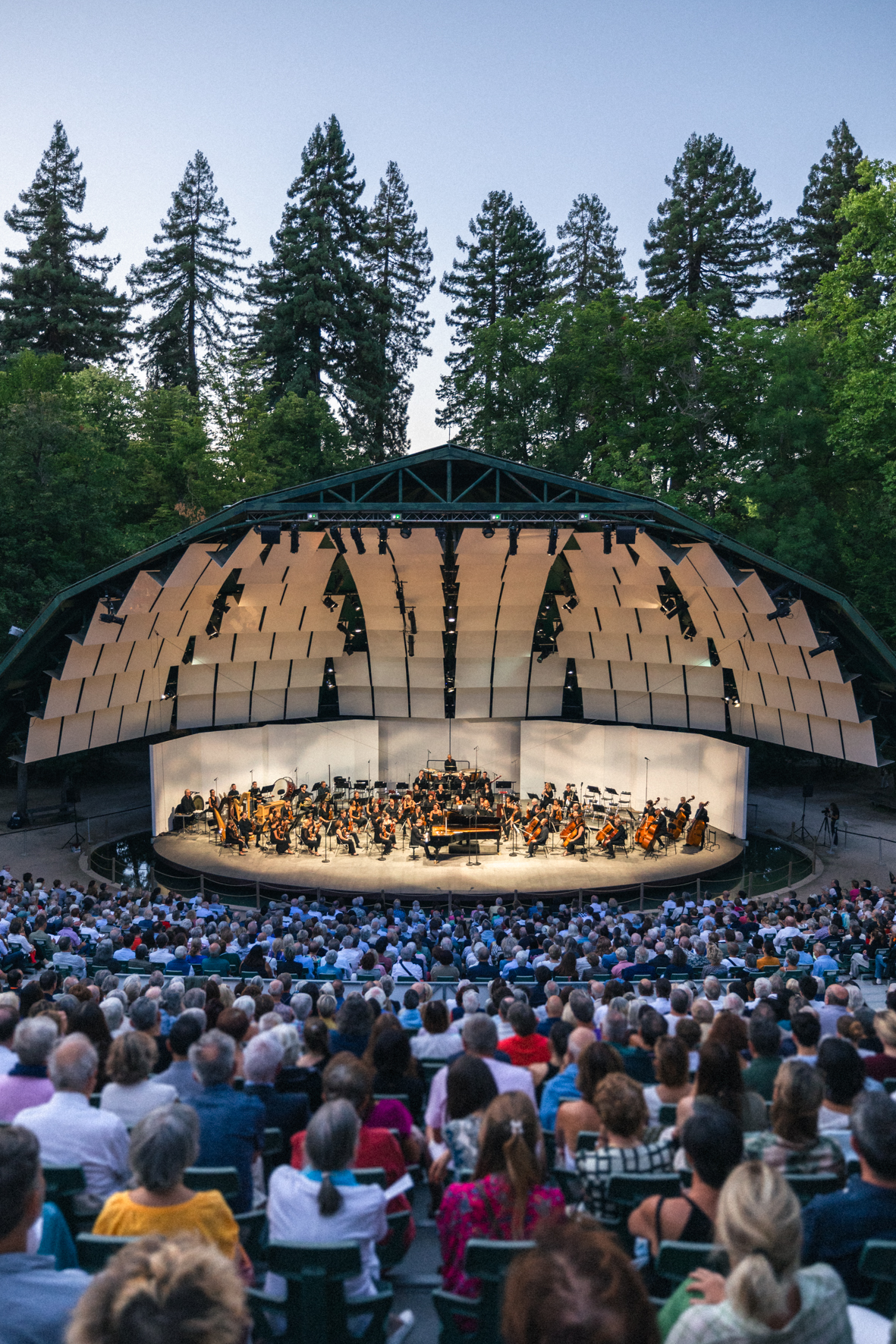 B Chamayou L Bringuier Orchestre Philharmonique De Nice 6 © Valentine Chauvin 2025