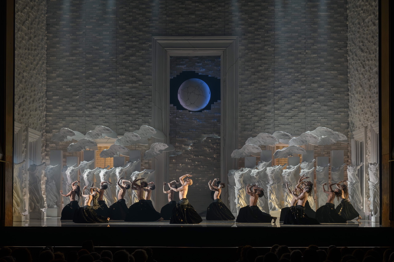 Ballet dans Thaïs © Marco Maglioca