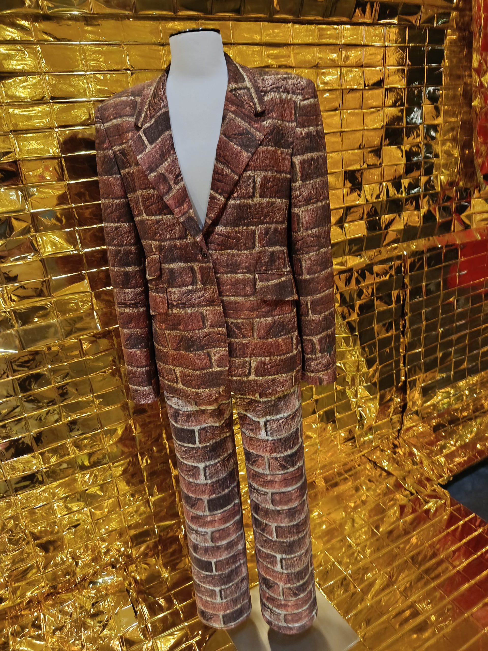 Costume Passe Muraille