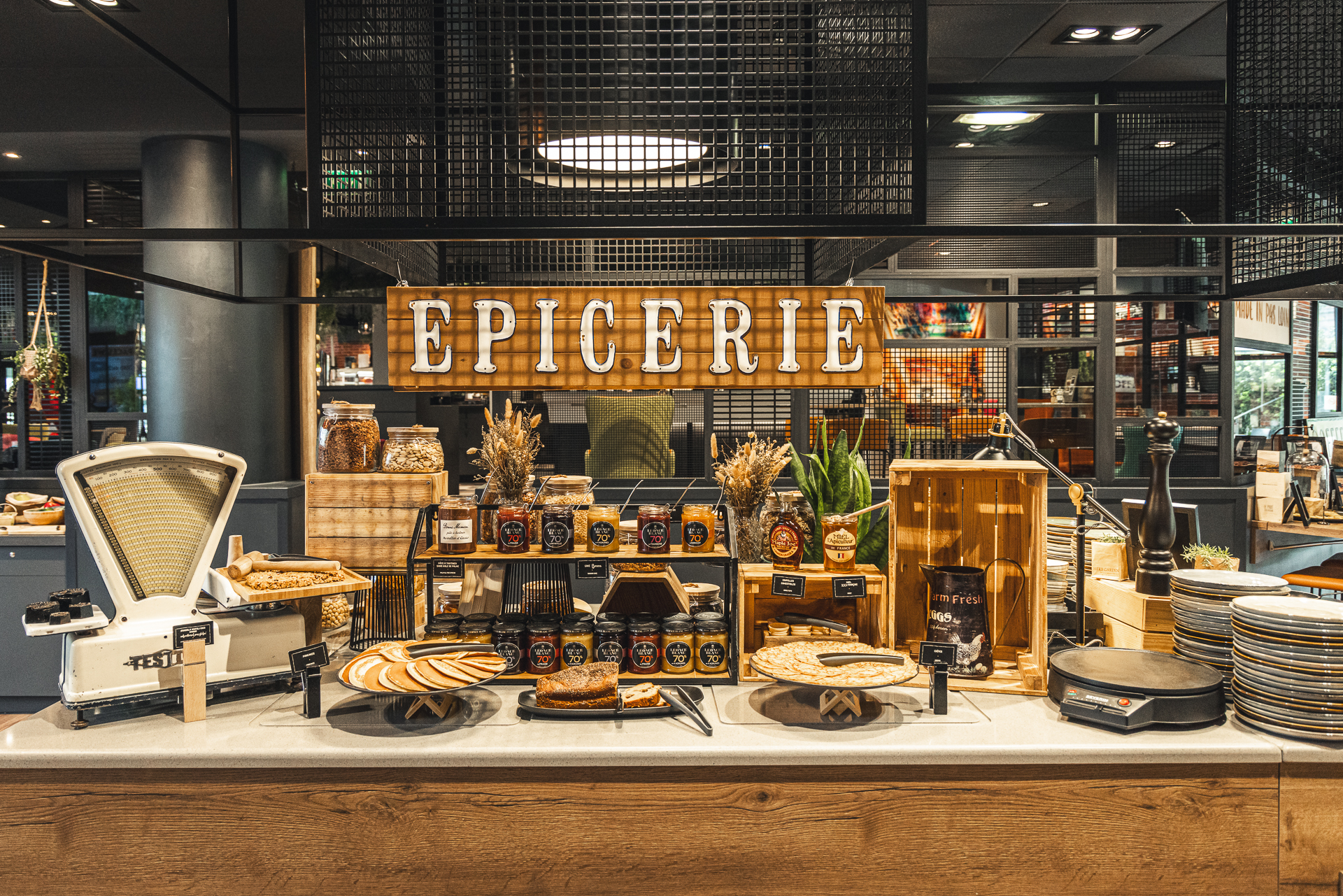 Barricot : Mercure Compans