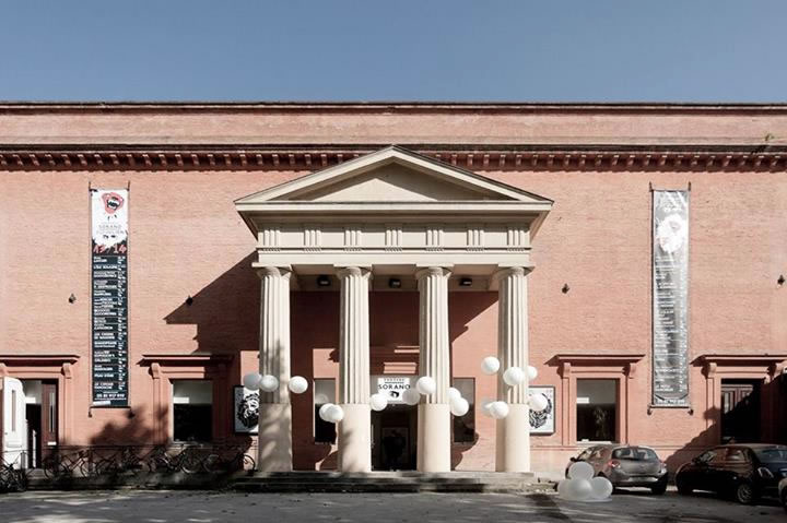 Théâtre Sorano façade