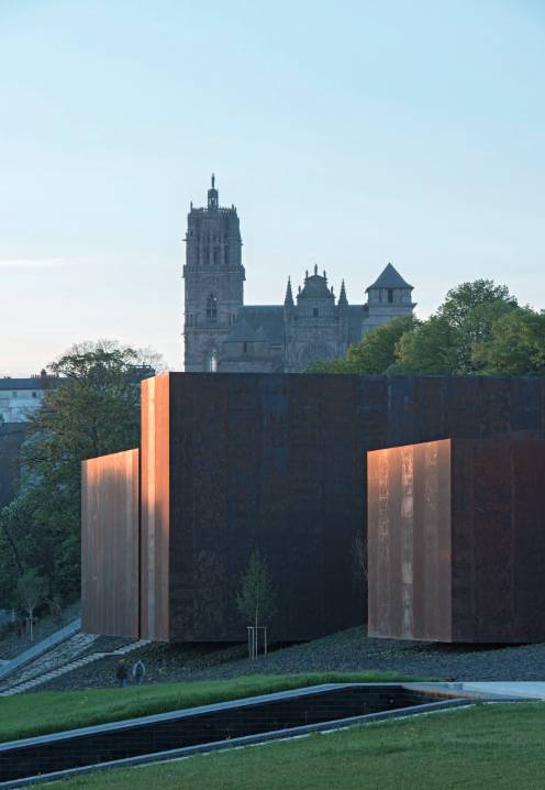 muse soulages vue cathedrale